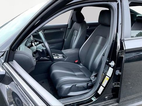 Used 2023 Honda Civic Sport image 15