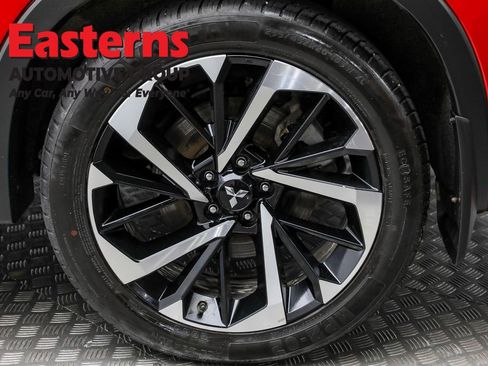 Used 2024 Mitsubishi Outlander SEL image 8