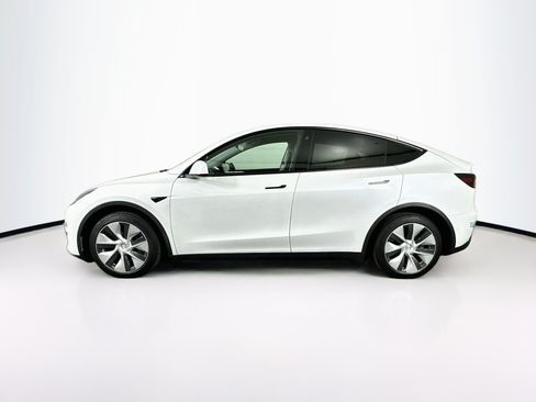 Used 2021 Tesla Model Y Long Range AWD/4WD image 4