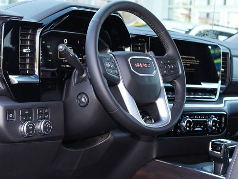 New 2026 GMC Sierra 1500 SLT w/ SLT Premium Package image 21