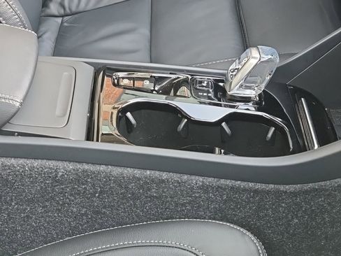 Certified 2023 Volvo XC40 B5 Plus w/ Driver Assist Package image 13