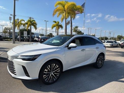 Used 2025 Lexus RX 350 image 3