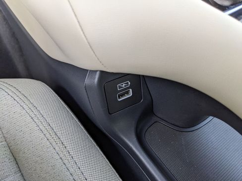 Used 2023 Honda HR-V LX image 31