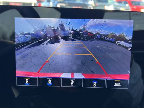 Used 2023 Chevrolet Corvette Stingray Preferred Conv w/ 2LT image 21