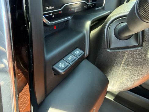 Used 2024 GMC Sierra 2500 Denali Ultimate AWD/4WD image 21
