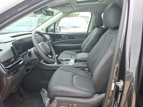 New 2026 Kia Carnival SX Prestige image 9