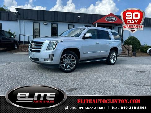 Used 2018 Cadillac Escalade Luxury image 1