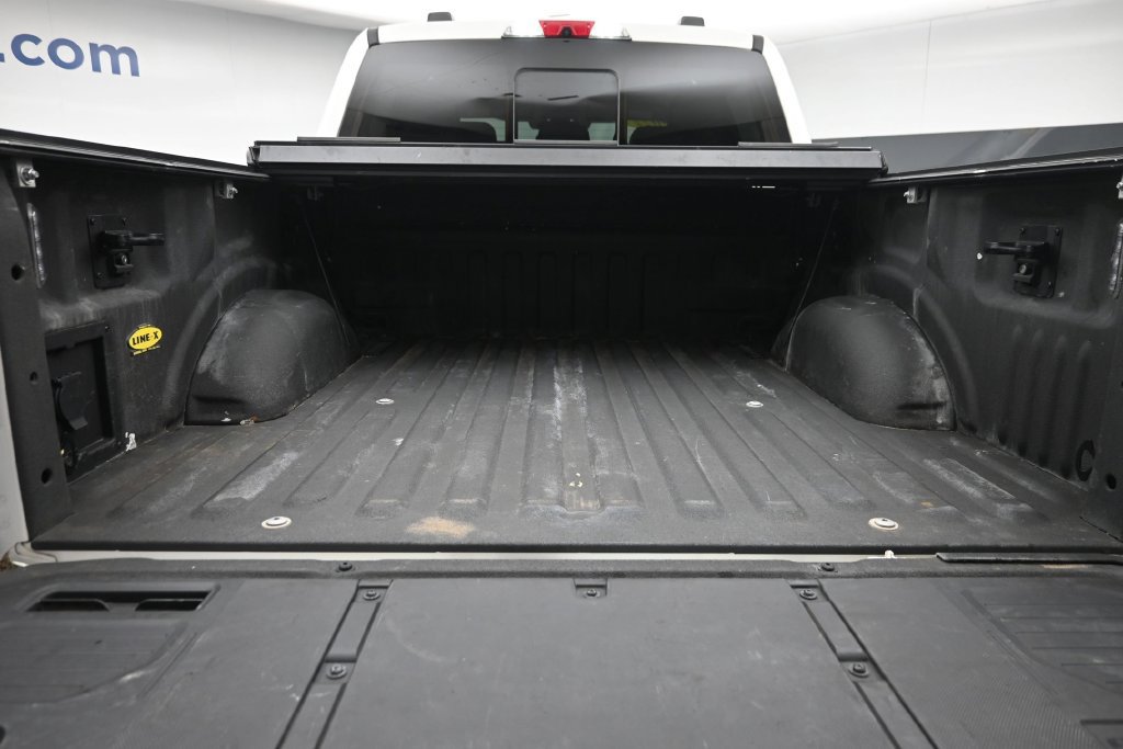 Used 2022 Ford F150 Lariat w/ Equipment Group 502A High AWD/4WD image 11