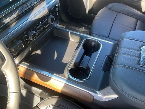 New 2026 Chevrolet Silverado 3500 High Country w/ High Country Premium Package AWD/4WD image 8