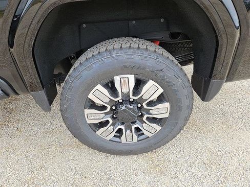 New 2025 GMC Sierra 2500 Denali w/ Denali Reserve Package image 5