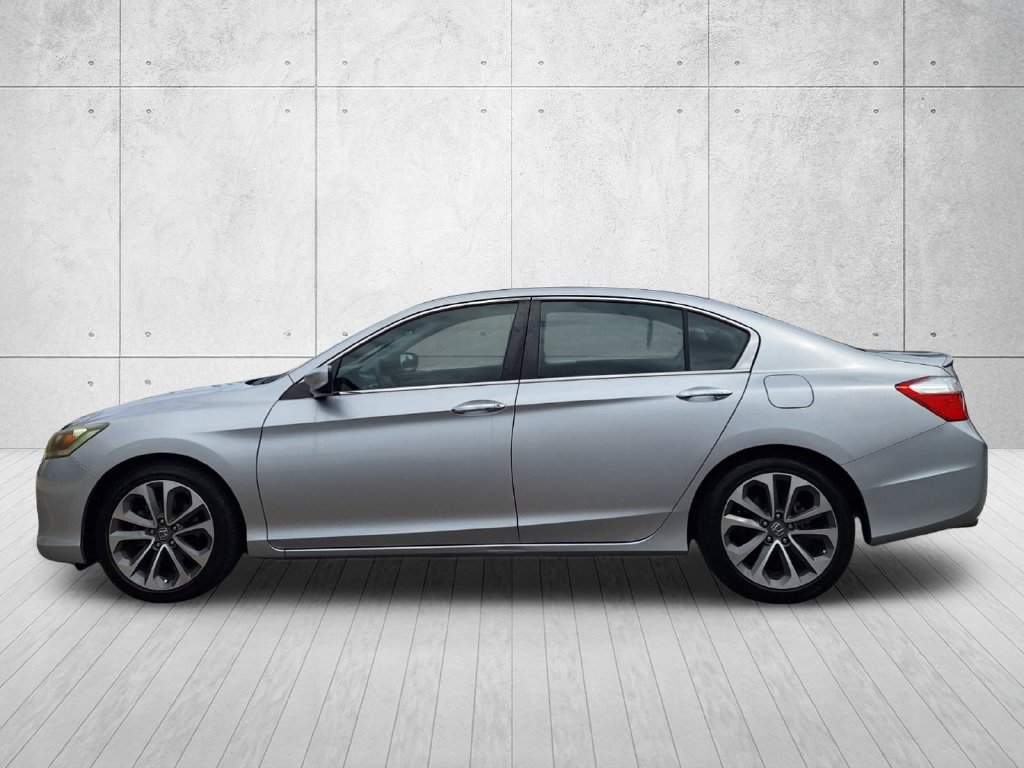 Used 2015 Honda Accord Sport image 8
