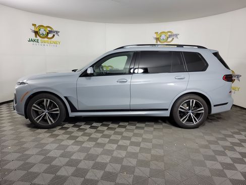 Used 2024 BMW X7 xDrive40i w/ M Sport Package image 2