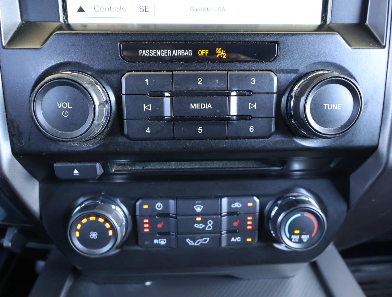 Used 2017 Ford F150 XLT w/ Equipment Group 302A Luxury AWD/4WD image 53
