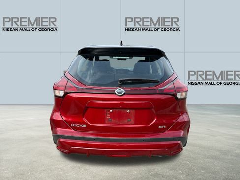 Used 2021 Nissan Kicks SR image 6