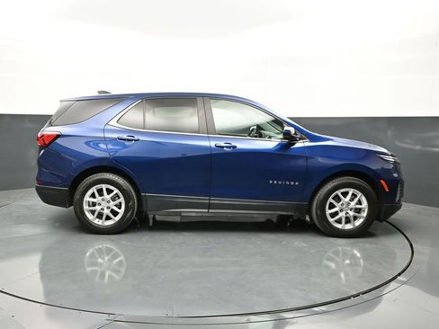 Used 2022 Chevrolet Equinox LT FWD image 4