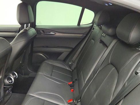 Used 2022 Alfa Romeo Stelvio Ti AWD/4WD image 22
