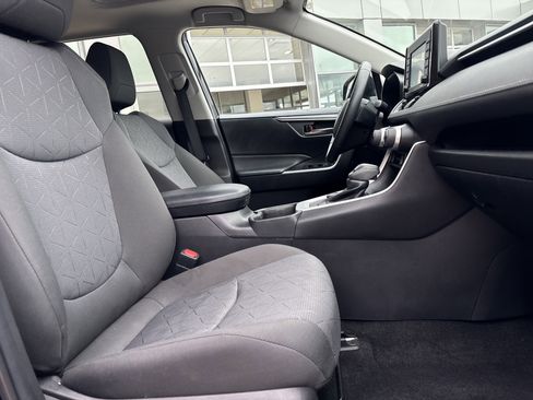 Certified 2022 Toyota RAV4 XLE w/ Convenience Package AWD/4WD image 28