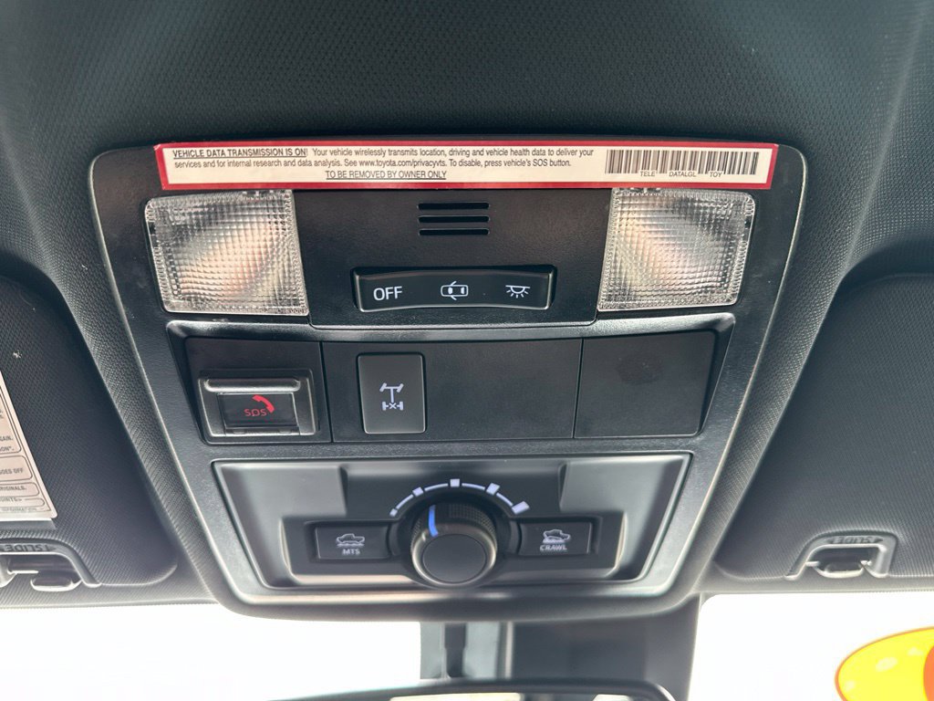 Used 2020 Toyota Tacoma TRD Off-Road w/ Advanced Technology Package AWD/4WD image 11