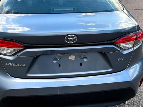 Used 2023 Toyota Corolla LE image 7