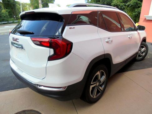 Used 2020 GMC Terrain SLT image 23
