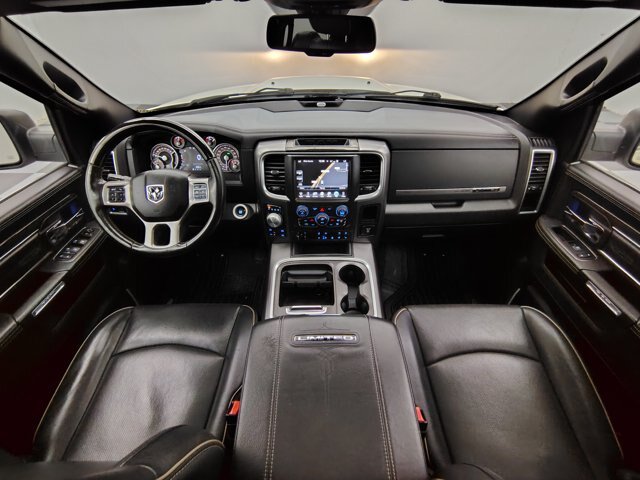 Used 2017 RAM 1500 Limited AWD/4WD image 2