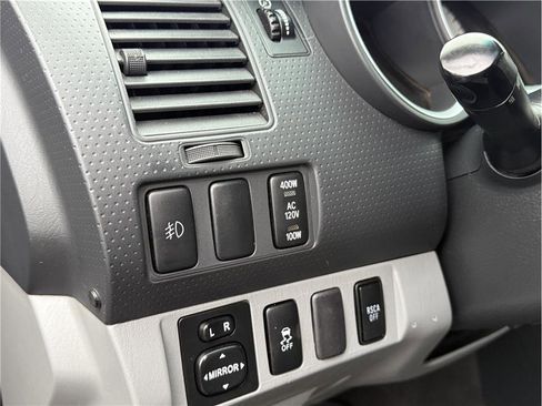 Used 2013 Toyota Tacoma 4x4 Double Cab w/ TRD Sport Pkg image 17