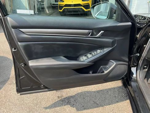 Used 2019 Honda Accord LX image 19