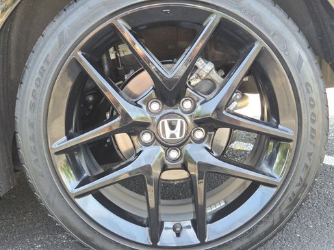 Certified 2024 Honda Civic Sport image 13