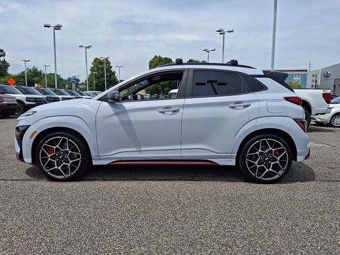 Used 2022 Hyundai Kona N FWD image 6