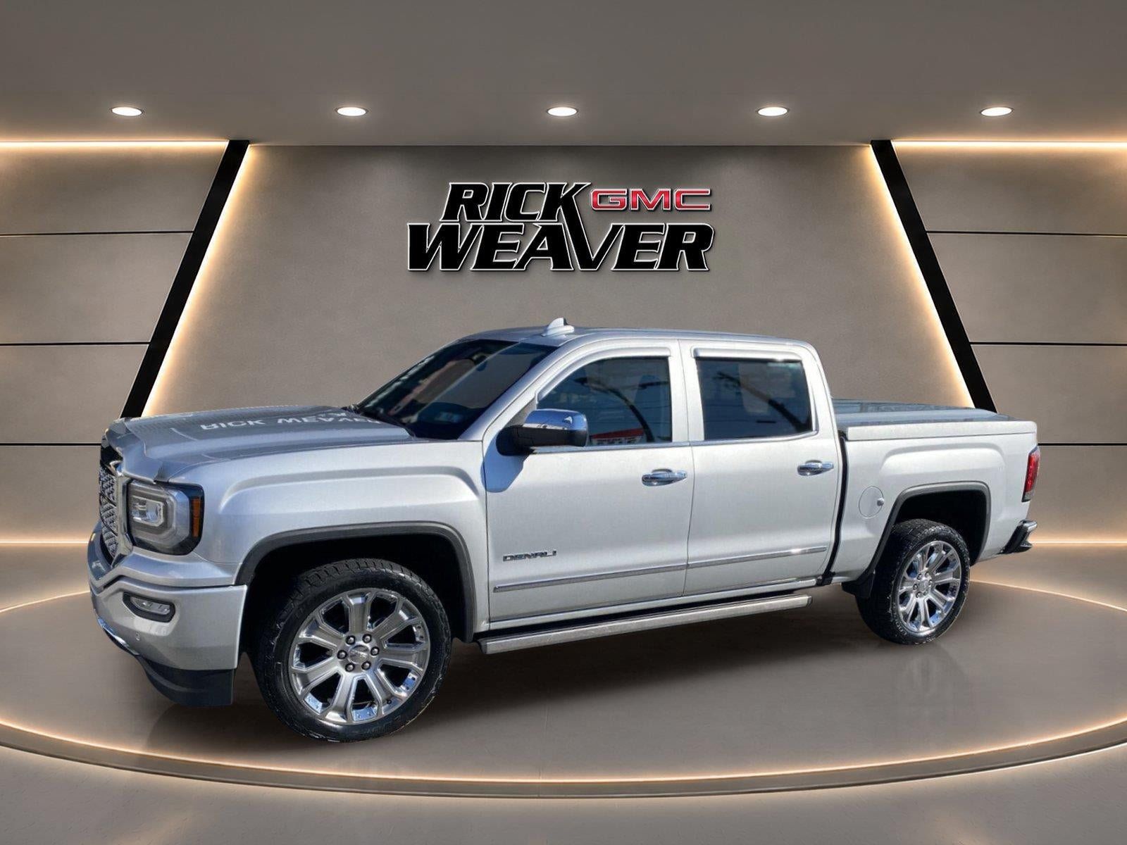 Used 2018 GMC Sierra 1500 Denali w/ Denali Ultimate Package AWD/4WD image 2