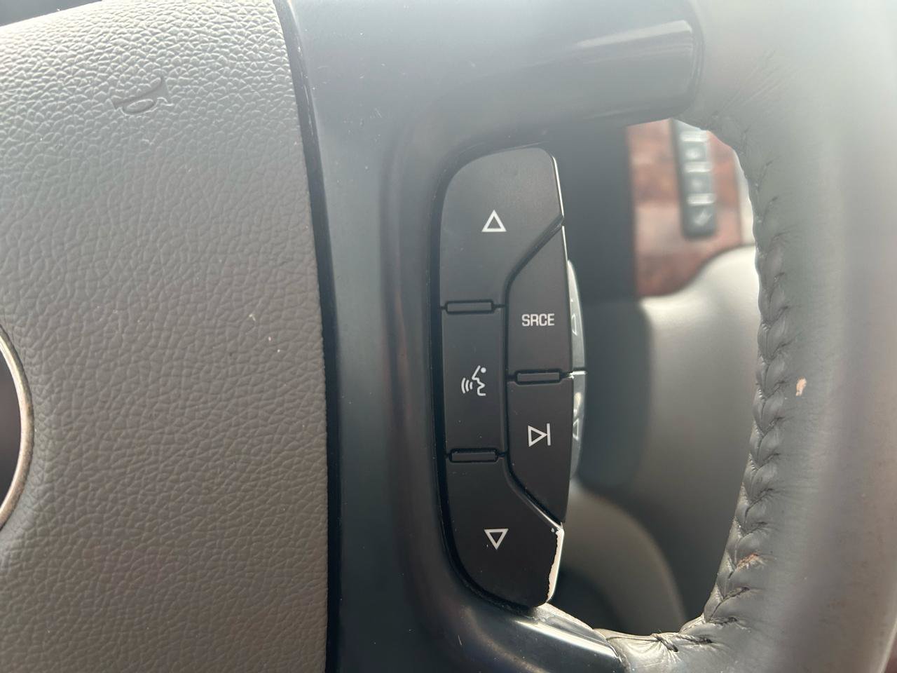 Used 2007 Chevrolet Suburban LT w/ LT Preferred Equipment Group AWD/4WD image 22
