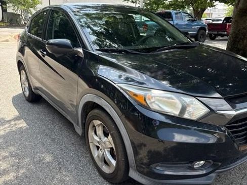 Used 2016 Honda HR-V EX image 1