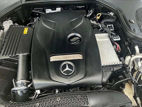 Used 2018 Mercedes-Benz E 300 4d Sedan E300 w/ Premium 1 Package image 32