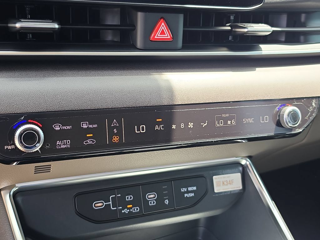 New 2026 Kia Carnival EX FWD image 26