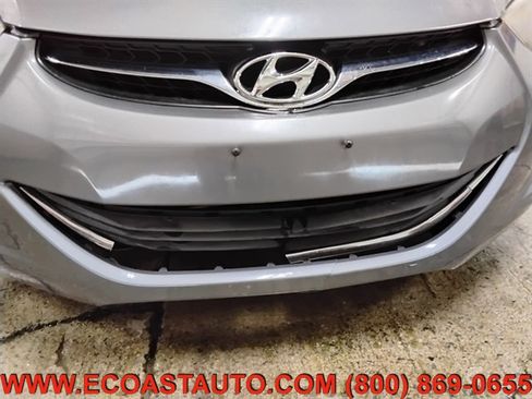 Used 2012 Hyundai Elantra GLS w/ Preferred Pkg 3 FWD image 16