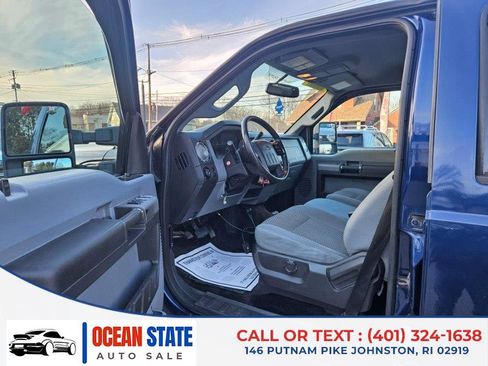 Used 2012 Ford F250 XLT w/ Snow Plow Prep Pkg image 10