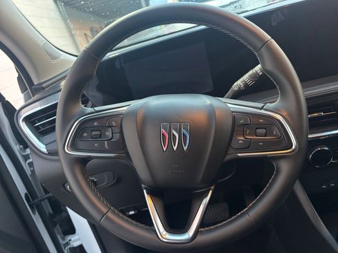 Used 2025 Buick Encore GX Preferred image 28