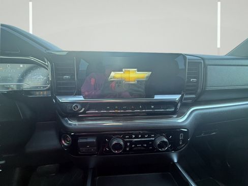 Used 2023 Chevrolet Silverado 1500 RST w/ Convenience Package II image 15