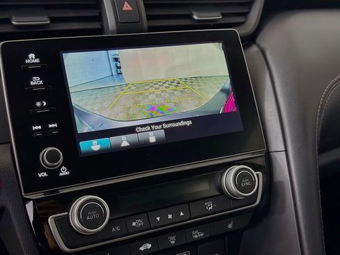 Used 2020 Honda Insight Touring image 14