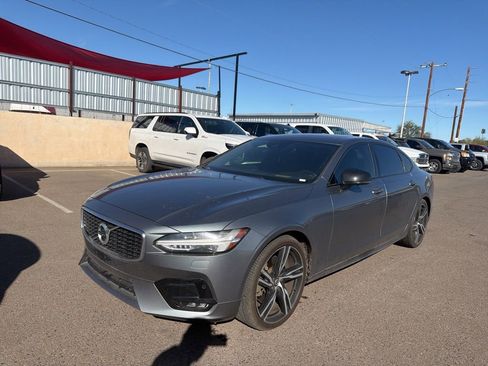 Used 2020 Volvo S90 T6 R-Design w/ Advanced Package image 4