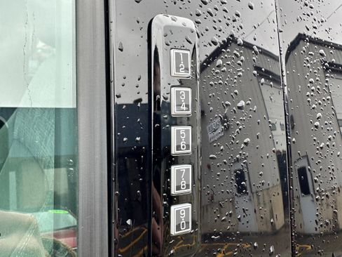 Used 2023 Ford F150 XLT w/ Equipment Group 302A High image 23