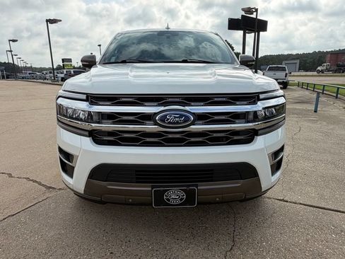 Used 2024 Ford Expedition Max King Ranch RWD image 9