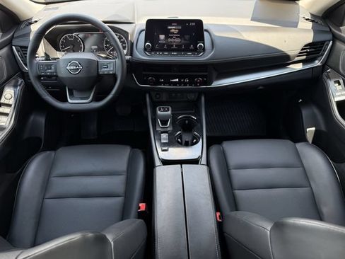 Used 2026 Nissan Rogue Dark Armor FWD image 11