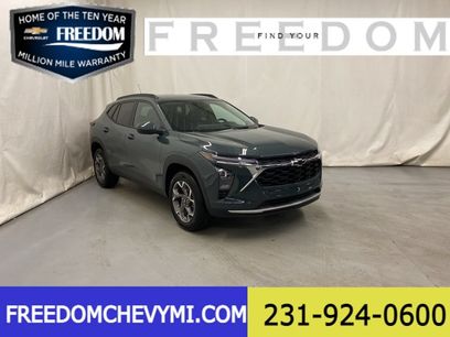 New 2026 Chevrolet Trax LT w/ Driver Confidence Package