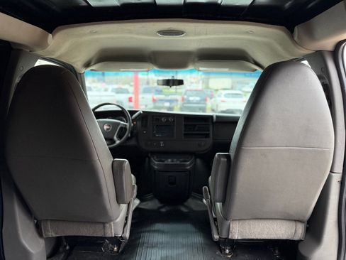 Used 2011 GMC Savana 2500 image 8