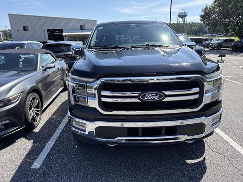 Used 2024 Ford F150 Lariat w/ Equipment Group 502A High AWD/4WD image 4