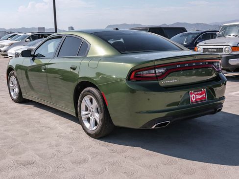 Used 2022 Dodge Charger SXT RWD image 6