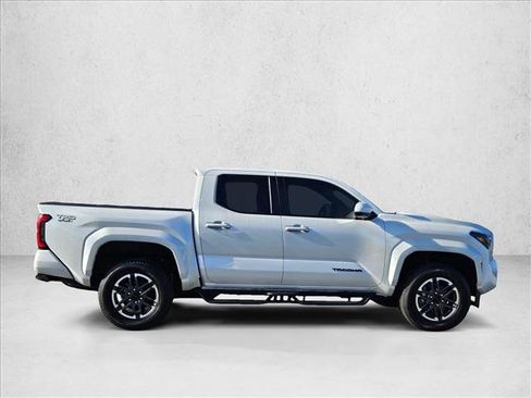 Used 2024 Toyota Tacoma TRD Sport RWD image 4