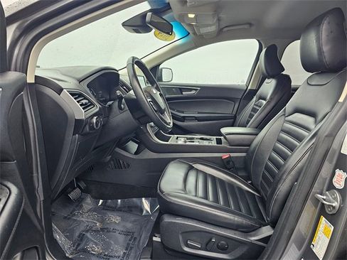 Used 2024 Ford Edge SEL image 11