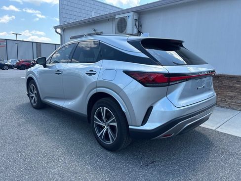 Used 2025 Lexus RX 350h w/ Accessory Package AWD/4WD image 6